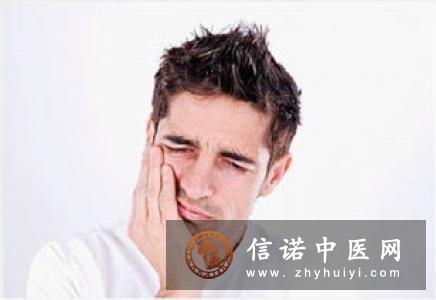 牙周炎在早期会有什么症状和危害？