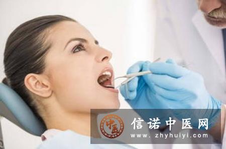 口腔溃疡反复发作！可能预示着这4种疾病哦！